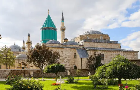Konya Gezi Rehberi: Tarih, Kültür ve Maneviyat Dolu Bir Rota