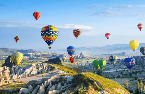Nevşehir Gezi Rehberi: Doğal Güzellikleri ve Tarihiyle Keşfedilecek Şehir