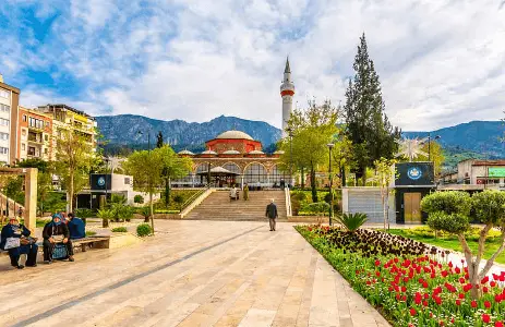 Manisa Gezi Rehberi: Doğal Güzellikleri ve Tarihiyle Keşfedilecek Şehir