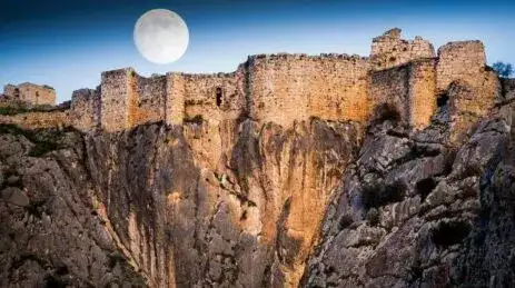 Anavarza Kalesi Hakkında Her Şey