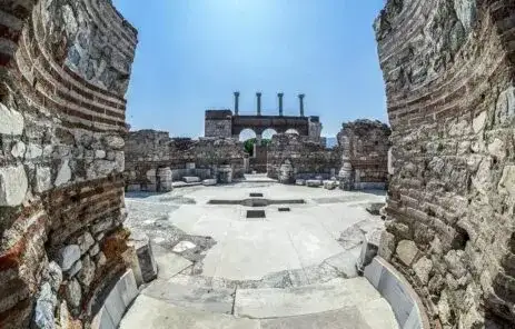Ayasuluk Tepesi Hakkında Her Şey