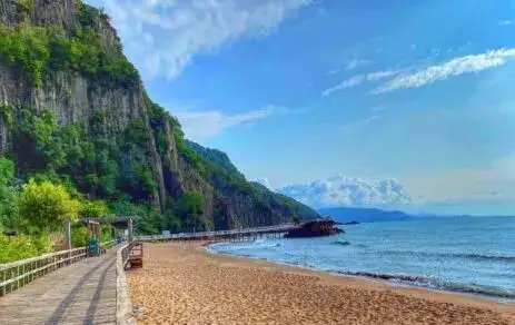 Güzelcehisar Lav Sütunları: Doğanın Heykelleri