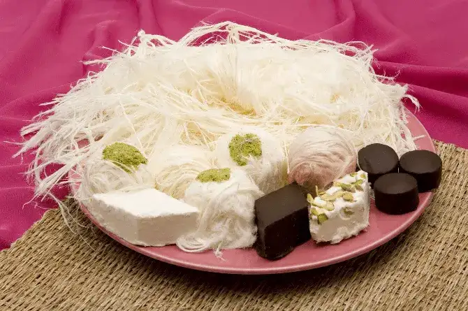 Kocaeli’ de Ne Yenir? Sizin İçin 10 Lezzetli Kocaeli Yemekleri Listeledik