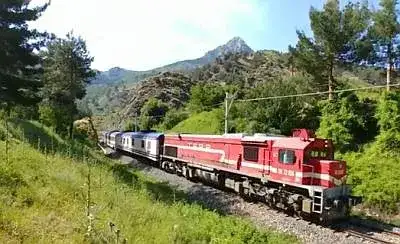 Toros Ekspresi: Doğal Güzelliklerle Dolu Bir Tren Yolculuğu