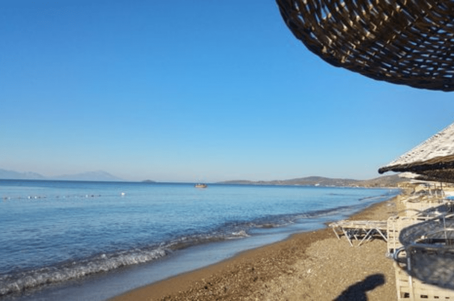 ürkmez-halk-plajı ürkmez-halk-plajı