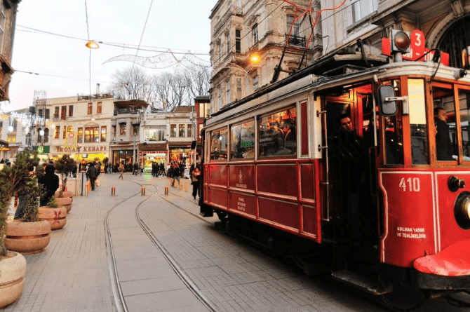 istanbul fotoğraf cekilecek yerler istiklal caddesi